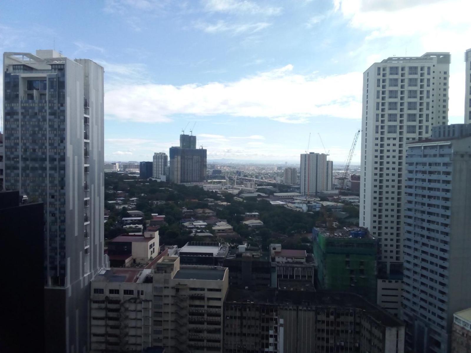 Kl Tower Makati Apartments By Ph Staycation 马尼拉 外观 照片